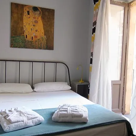 A Casa Distefano, We Are The Center! *